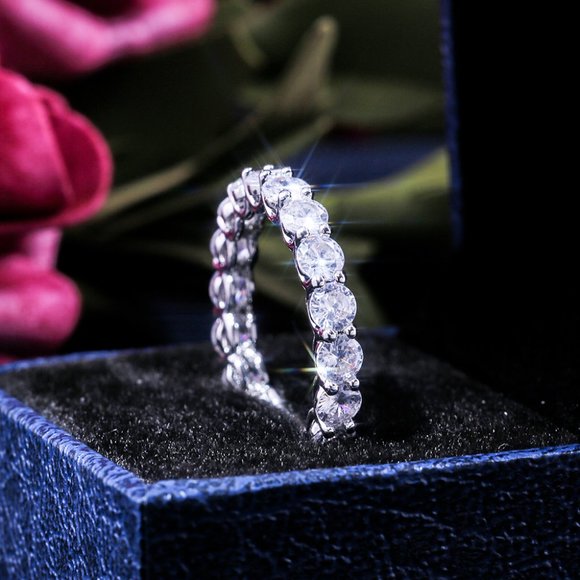 Jewelry - Hot Shiny Round Zircon Full Around Inlaid Silver Ring for Women, VIP443